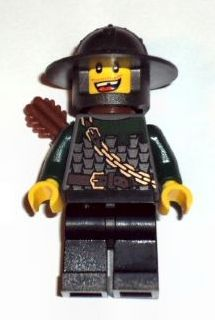 Kingdoms - Dragon Knight Scale Mail with Chain and Belt, Helmet with Broad Brim, Quiver, Missng Tooth